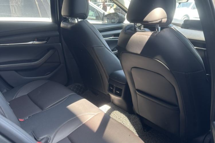 Used Mazda 3 Axela 2021 2.0L Automatic Zhiya Edition Interior 5