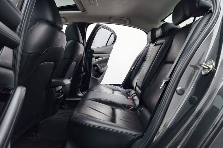 Used Mazda 3 Axela 2021 2.0L Automatic Zhiya Edition Interior 6