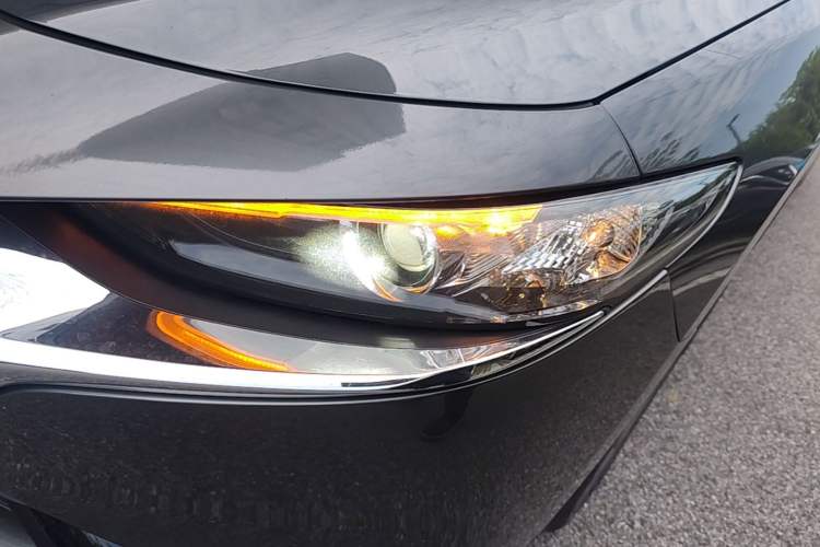 Used Mazda 3 Axela 2021 2.0L Automatic Zhiya Edition Left Front Headlight