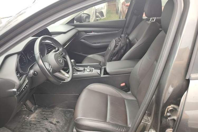 Used Mazda 3 Axela 2021 2.0L Automatic Zhiya Edition Left Front Seat