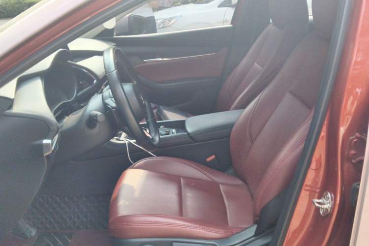 Used Mazda 3 Axela 2021 2.0L Automatic ZhiXuan Edition Left Front Seat