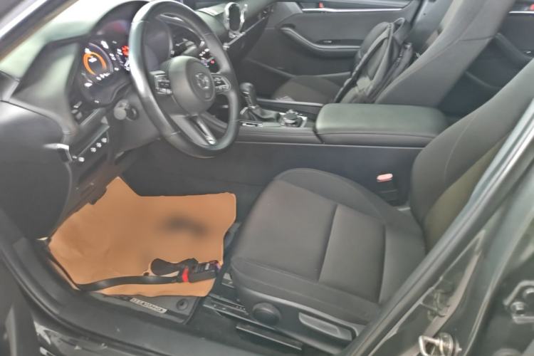 Used Mazda 3 Axela 2021 2.0L Automatic ZhiXuan Edition Left Front Seat