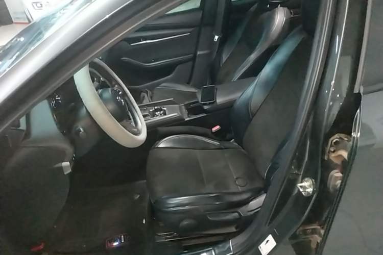 Used Mazda 3 Axela 2021 2.0L Automatic Zhiqing Edition Left Front Seat