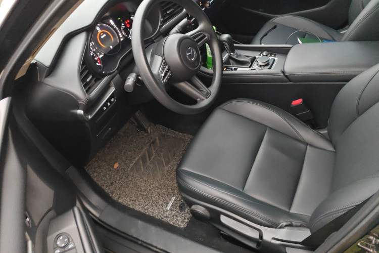 Used Mazda 3 Axela 2021 1.5L Automatic ZhiMei Edition Left Front Seat