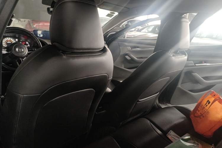 Used Mazda 3 Axela 2021 2.0L Automatic Zhiya Edition Left Front Seat
