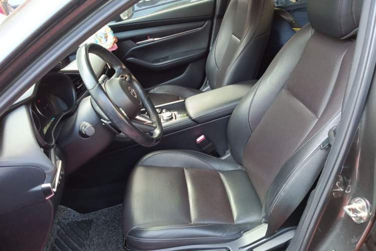 Used Mazda 3 Axela 2021 2.0L Automatic ZhiXuan Edition Left Front Seat