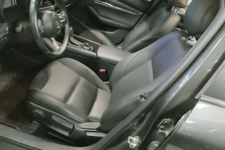 Used Mazda 3 Axela 2021 2.0L Automatic Zhiya Edition Left Front Seat