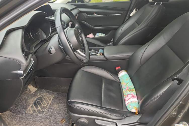 Used Mazda 3 Axela 2021 2.0L Automatic ZhiXuan Edition Left Front Seat