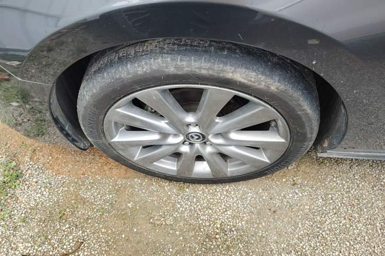 Used Mazda 3 Axela 2021 2.0L Automatic Zhiya Edition Left Front Wheel Hub