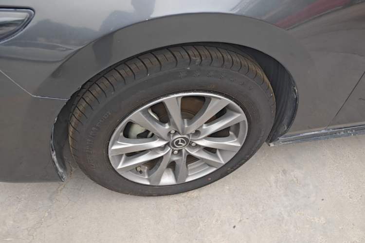 Used Mazda 3 Axela 2021 2.0L Automatic Zhiqing Edition Left Front Wheel Hub