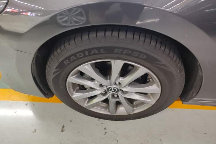 Used Mazda 3 Axela 2021 2.0L Automatic Zhiqing Edition Left Front Wheel Hub