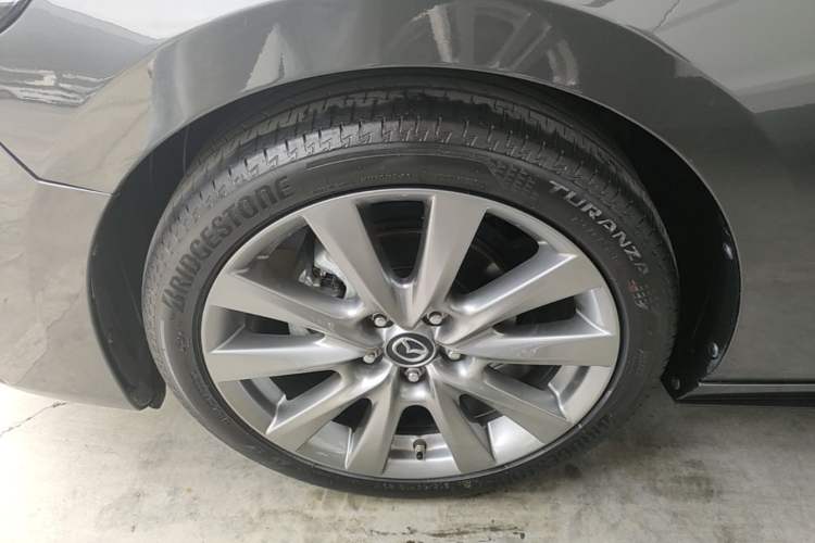 Used Mazda 3 Axela 2021 2.0L Automatic Zhiya Edition Left Front Wheel Hub