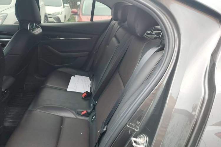 Used Mazda 3 Axela 2021 2.0L Automatic Zhiya Edition Left Rear Seat