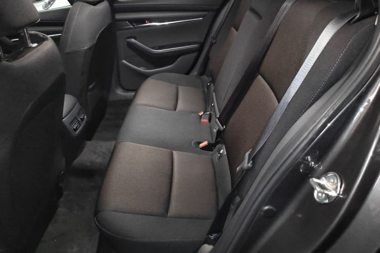 Used Mazda 3 Axela 2021 2.0L Automatic ZhiXuan Edition Left Rear Seat