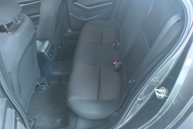 Used Mazda 3 Axela 2021 2.0L Automatic ZhiXuan Edition Left Rear Seat