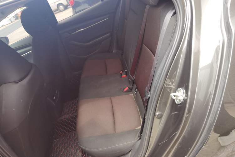 Used Mazda 3 Axela 2021 2.0L Automatic Zhiqing Edition Left Rear Seat