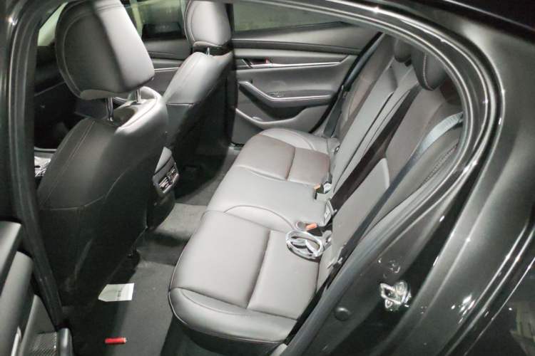 Used Mazda 3 Axela 2021 1.5L Automatic Luxury Version Left Rear Seat