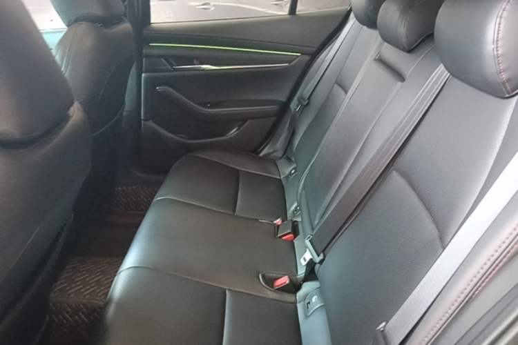 Used Mazda 3 Axela 2021 2.0L Automatic ZhiXuan Edition Left Rear Seat
