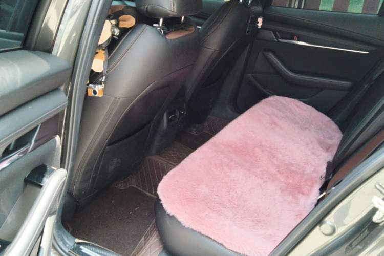Used Mazda 3 Axela 2021 2.0L Automatic ZhiXuan Edition Left Rear Seat