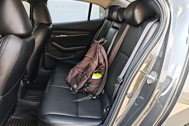 Used Mazda 3 Axela 2021 2.0L Automatic Zhiqing Edition Left Rear Seat