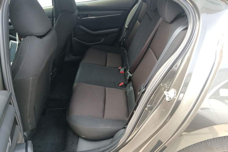 Used Mazda 3 Axela 2021 2.0L Automatic Zhiqing Edition Left Rear Seat
