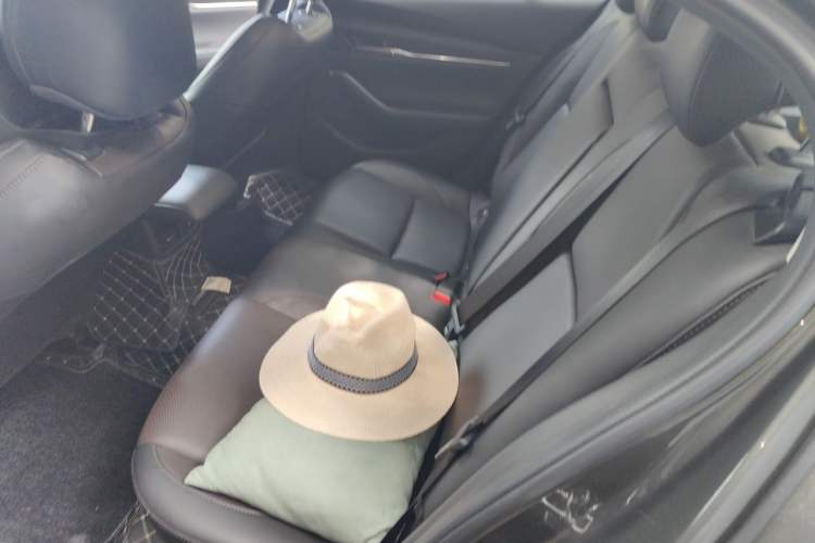 Used Mazda 3 Axela 2021 2.0L Automatic Zhi Rui Edition Left Rear Seat