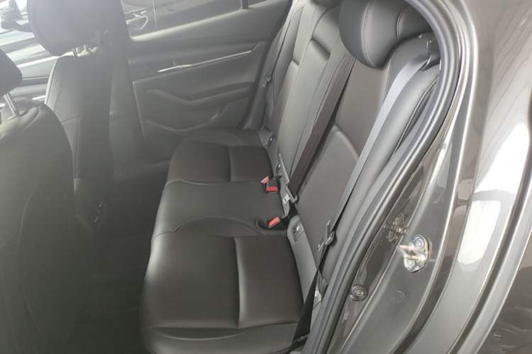Used Mazda 3 Axela 2021 2.0L Automatic Zhiya Edition Left Rear Seat