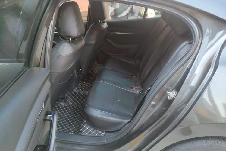 Used Mazda 3 Axela 2021 2.0L Automatic ZhiXuan Edition Left Rear Seat