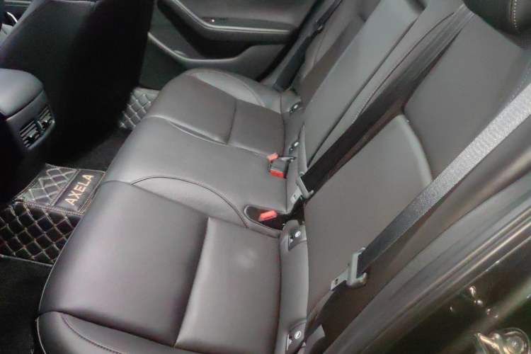 Used Mazda 3 Axela 2021 2.0L Automatic Zhiya Edition Left Rear Seat