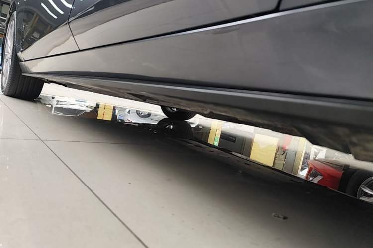 Used Mazda 3 Axela 2021 2.0L Automatic Zhi Rui Edition Left Side Sill