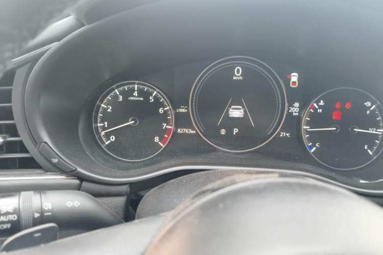 Used Mazda 3 Axela 2021 2.0L Automatic Zhiyao Edition Odometer Close Up
