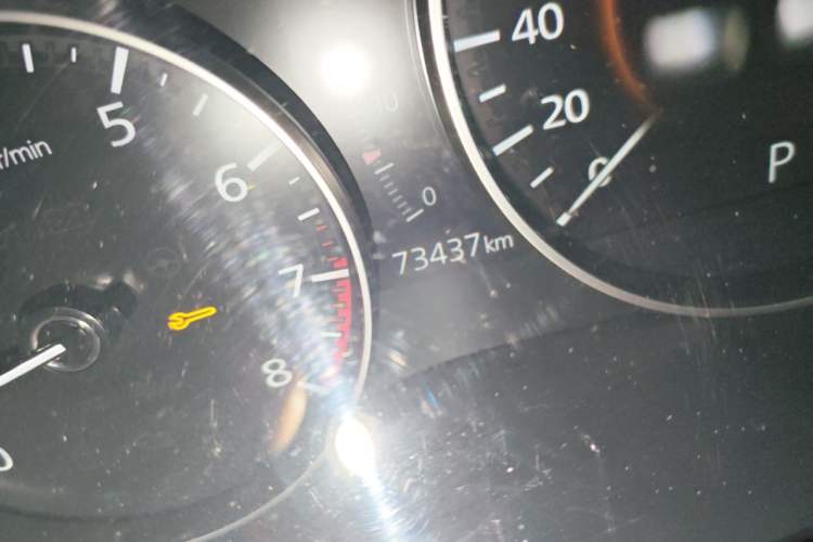 Used Mazda 3 Axela 2021 1.5L Automatic Luxury Version Odometer Close Up