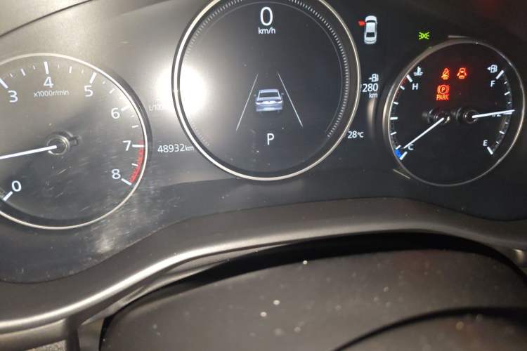 Used Mazda 3 Axela 2021 2.0L Automatic Zhiqing Edition Odometer Close Up