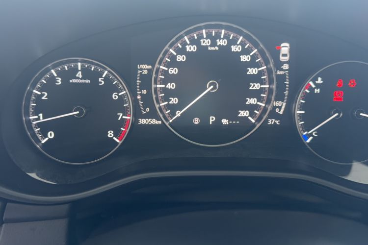 Used Mazda 3 Axela 2021 2.0L Automatic Zhi Rui Edition Odometer Close Up