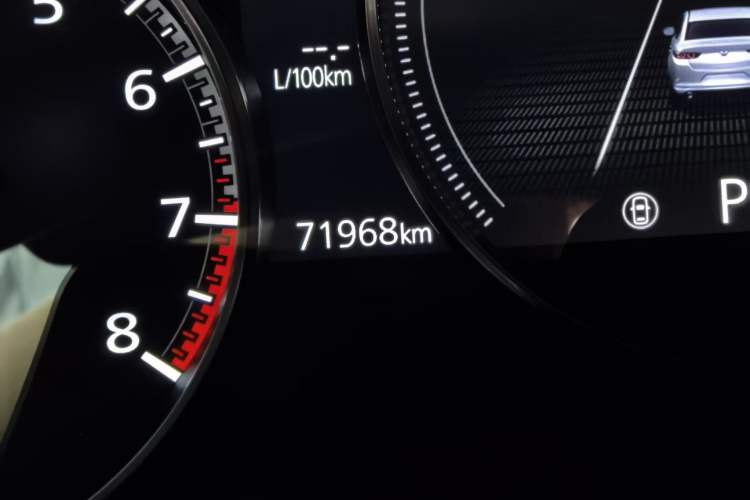 Used Mazda 3 Axela 2021 2.0L Automatic Zhiyao Edition Odometer Close Up