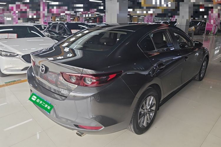 Used Mazda 3 Axela 2021 1.5L Manual ZhiMei Edition Rear Right 45 Deg