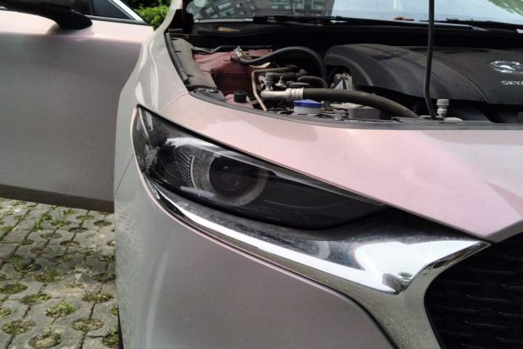 Used Mazda 3 Axela 2021 2.0L Automatic ZhiXuan Edition Right Front Headlight
