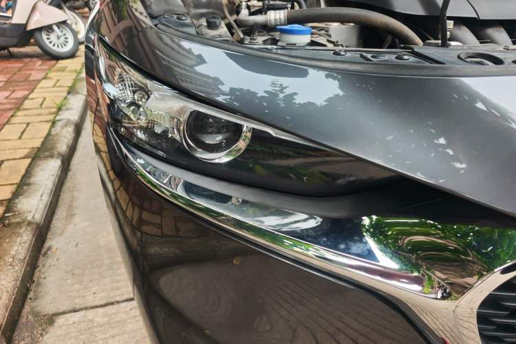 Used Mazda 3 Axela 2021 2.0L Automatic Zhiqing Edition Right Front Headlight