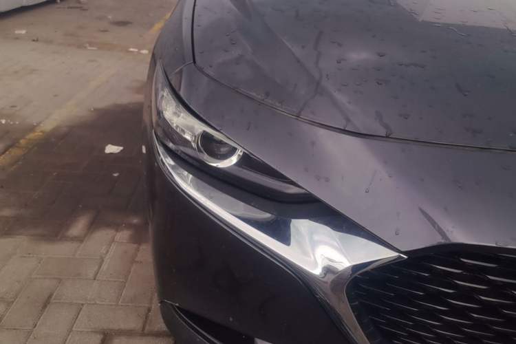 Used Mazda 3 Axela 2021 2.0L Automatic Zhiya Edition Right Front Headlight