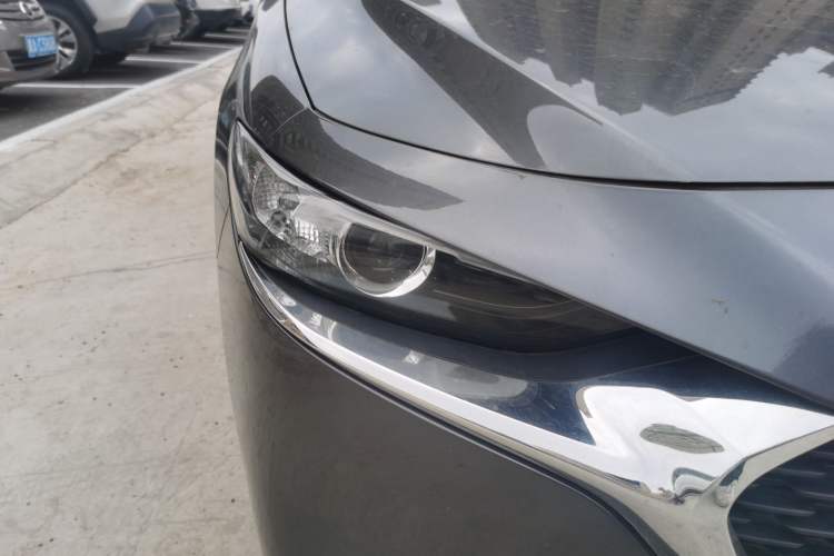 Used Mazda 3 Axela 2021 2.0L Automatic Zhiqing Edition Right Front Headlight