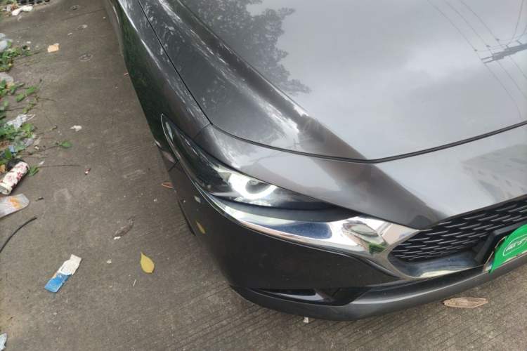 Used Mazda 3 Axela 2021 2.0L Automatic Zhiya Edition Right Front Headlight