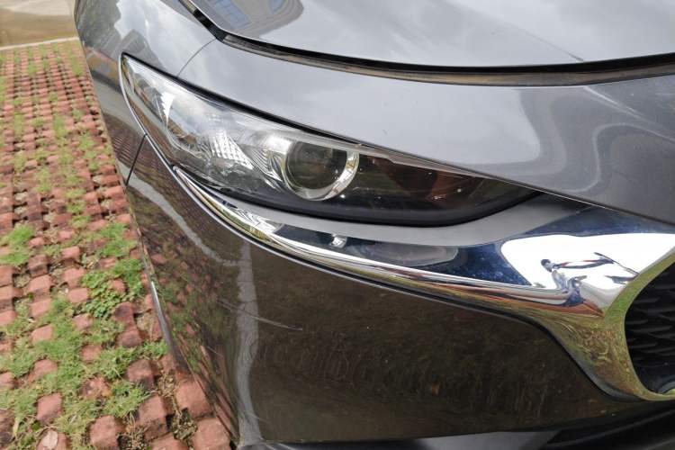 Used Mazda 3 Axela 2021 2.0L Automatic Zhiqing Edition Right Front Headlight