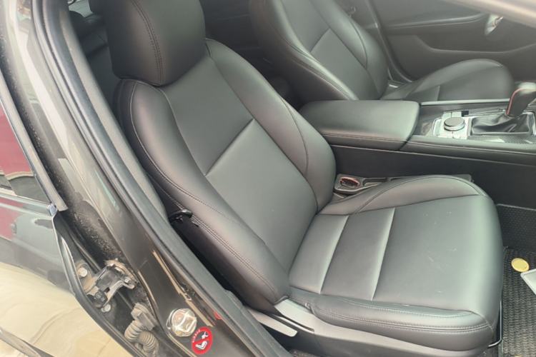 Used Mazda 3 Axela 2021 2.0L Automatic ZhiXuan Edition Right Front Seat