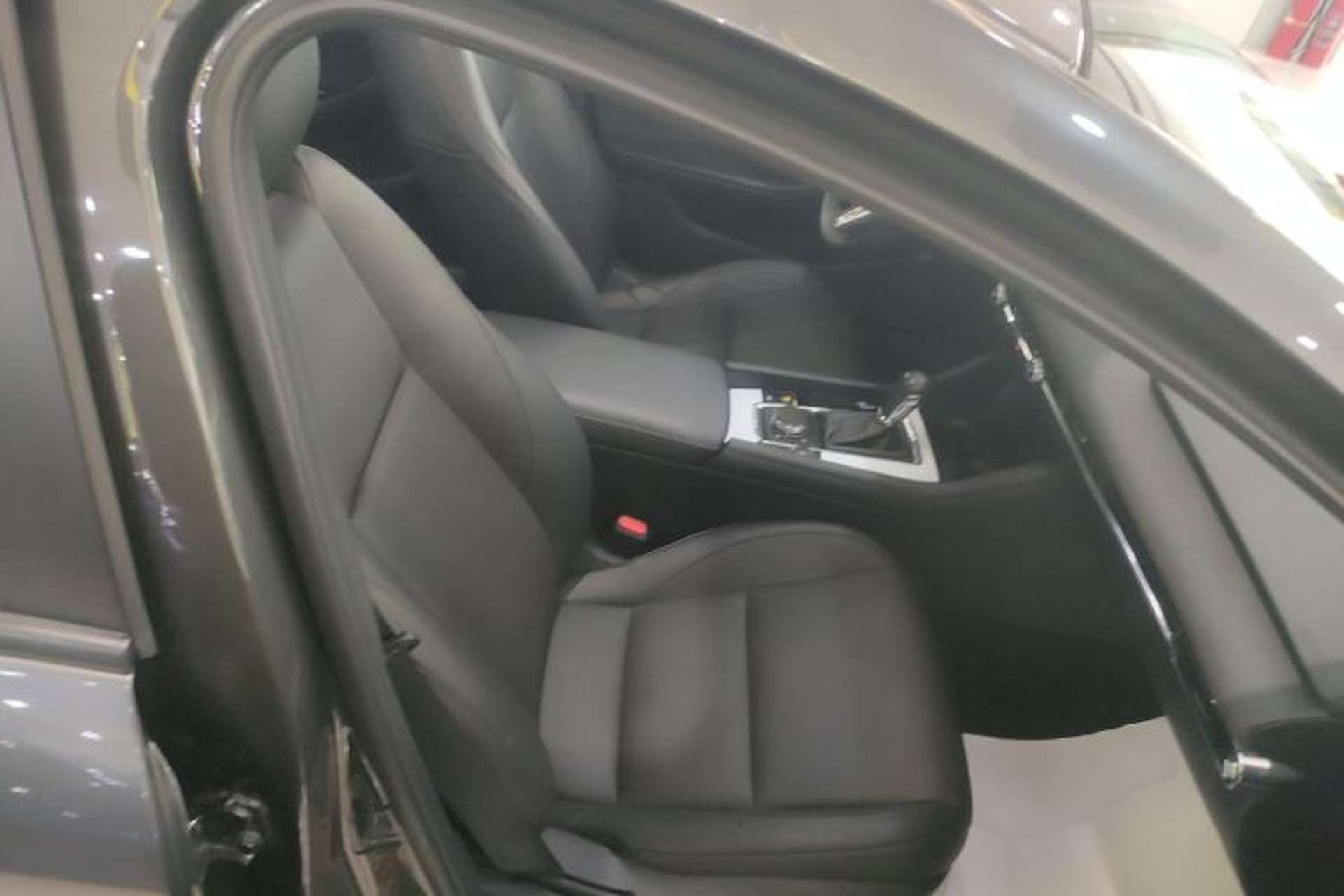Used Mazda 3 Axela 2021 2.0L Automatic Zhiya Edition Right Front Seat