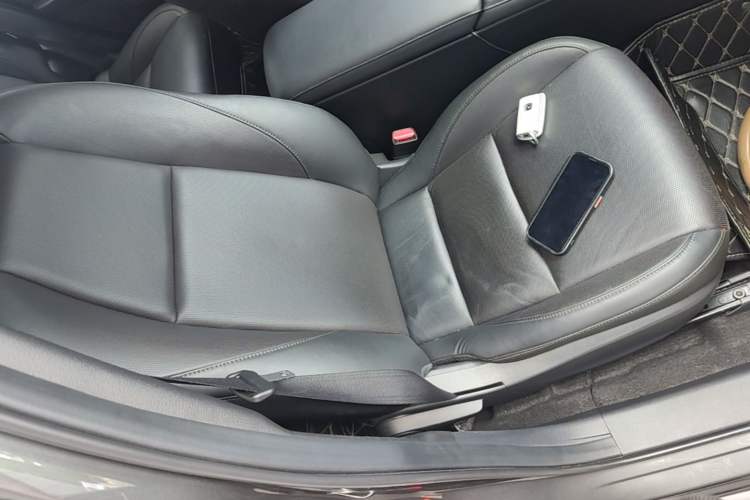 Used Mazda 3 Axela 2021 2.0L Automatic Zhiya Edition Right Front Seat