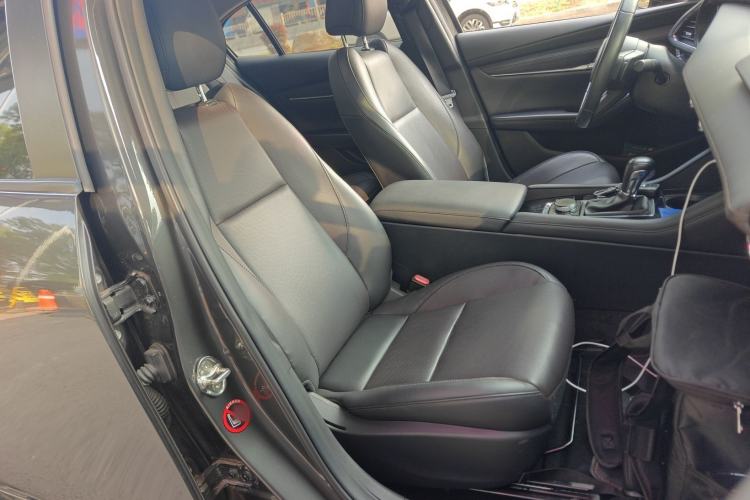 Used Mazda 3 Axela 2021 2.0L Automatic Zhiyao Edition Right Front Seat