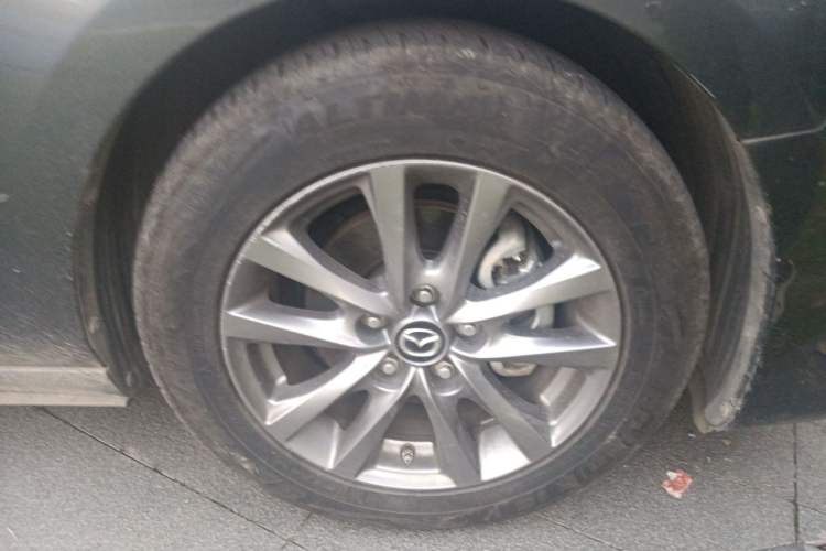 Used Mazda 3 Axela 2021 1.5L Automatic Zhiyue Edition Right Front Wheel Hub