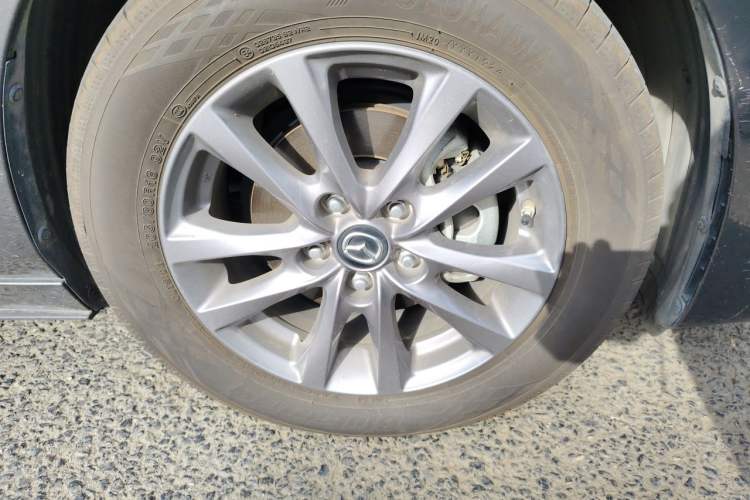 Used Mazda 3 Axela 2021 2.0L Automatic Zhiqing Edition Right Front Wheel Hub