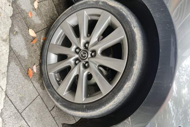 Used Mazda 3 Axela 2021 2.0L Automatic Zhiya Edition Right Front Wheel Hub