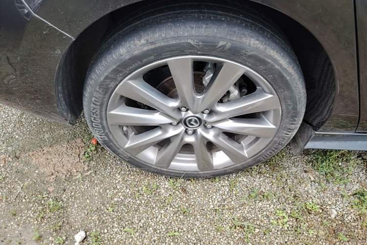 Used Mazda 3 Axela 2021 2.0L Automatic Zhiya Edition Right Rear Wheel Hub